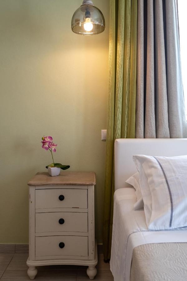 Niriides Luxury Studios Astypalaia Екстер'єр фото