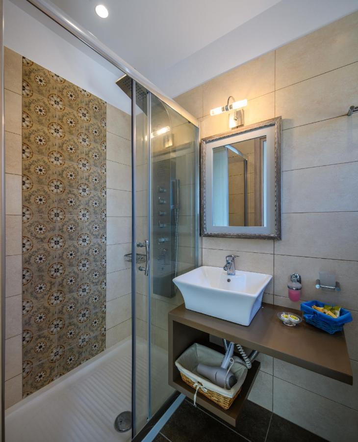 Niriides Luxury Studios Astypalaia Екстер'єр фото